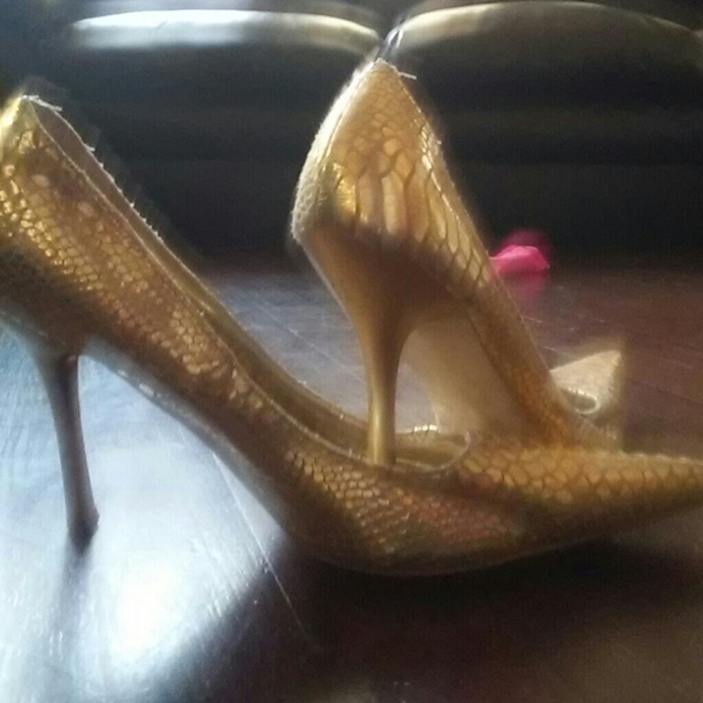 Shoes - Picture 2 of 2